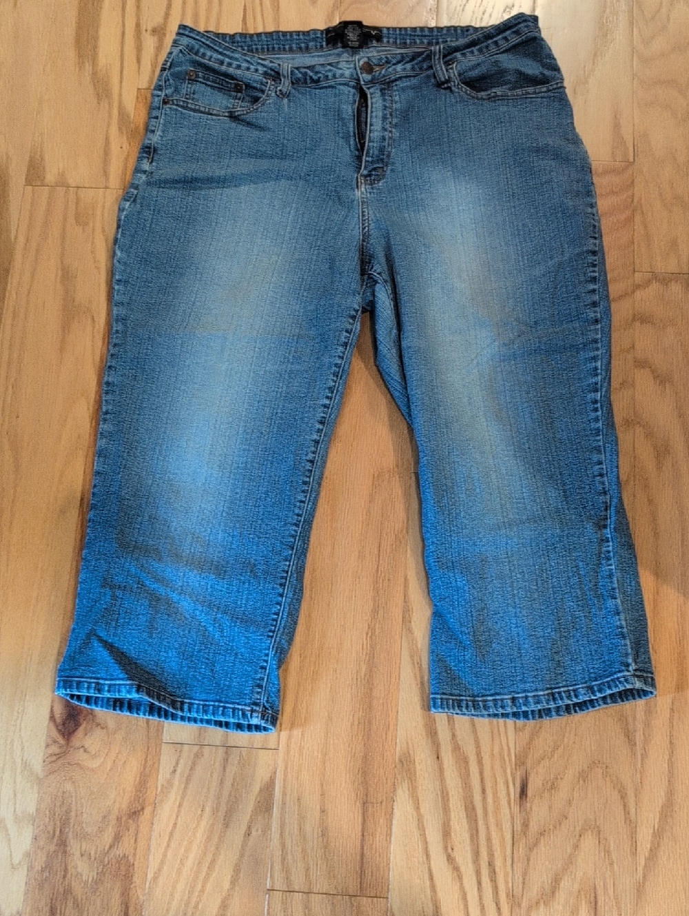 Venezia Blue Denim Capri Jeans